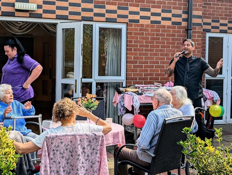 Other image for Olympian Dorothy among guests at residents’ day